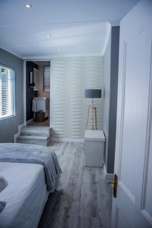 Seven On Flora- Hot Tub, Modern With Amazing Outside Area Vila Hermanus Exterior foto